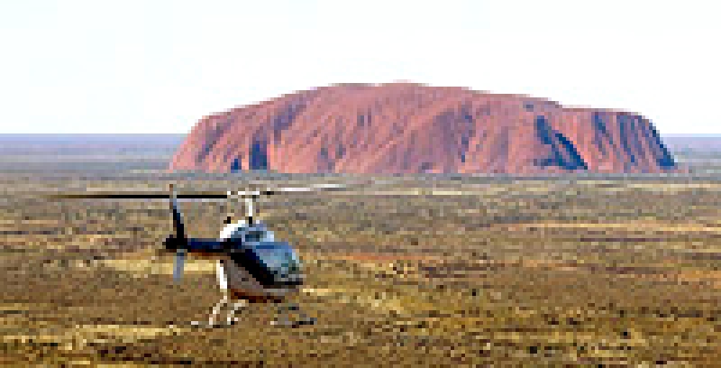 Vuelo escénico en helicóptero sobre Uluru